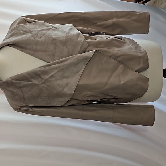 Vegan Leather Avec Les Filles Asymetrical front Jacket L NWT - Picture 1 of 11